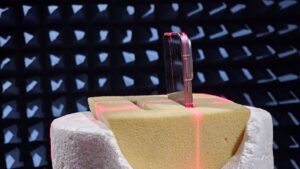 OPPO promete celulares mais resistentes que os da concorrência; saiba o que muda