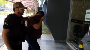 Polícia Federal prende quatro advogados suspeitos de integrar o Comando Vermelho