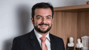 Advogado é morto a facadas por cliente durante reunião em escritório