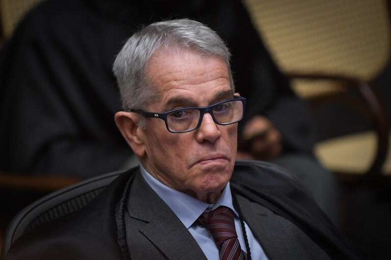 Violação do direito de defesa: STJ anula condenação de réu que não foi interrogado