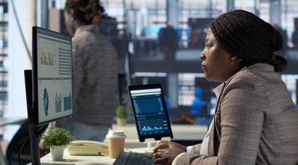 Cresce o número de processos por racismo no país, aponta painel