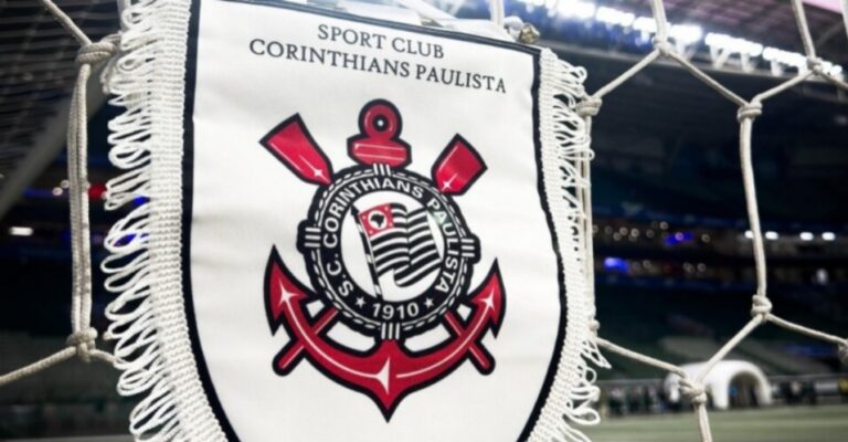 Juiz do Trabalho condena Corinthians a pagar mais de R$ 600 mil a jogador de futebol por atraso de FGTS