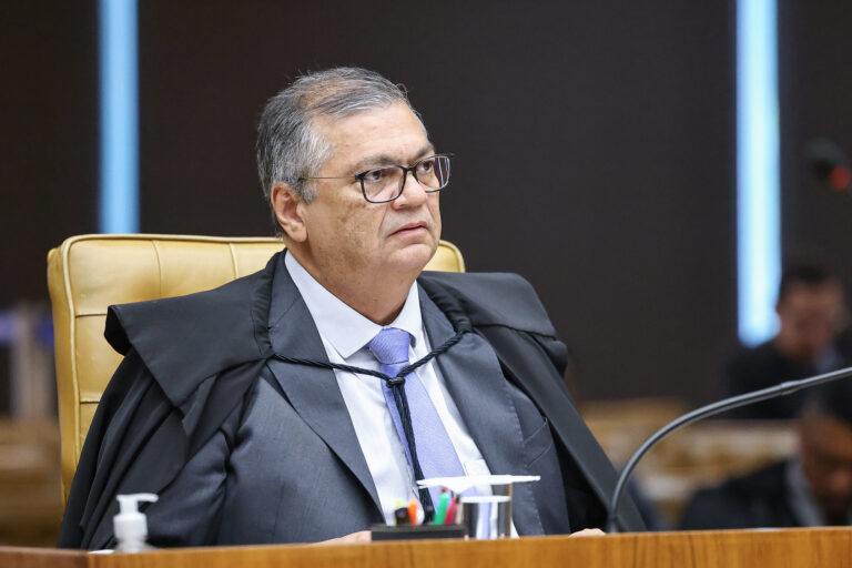 STF retoma julgamento de regra de reajuste por idade em planos de saúde antigos nesta quarta (5); voto de Dino deve formar maioria