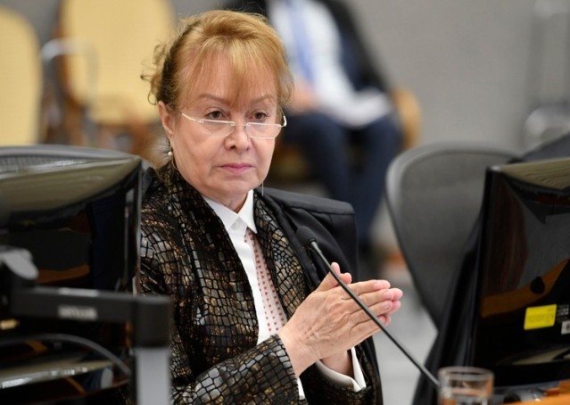 Operadora de plano de saúde deve cobrir produto especial para criança alérgica à proteína do leite de vaca, decide STJ