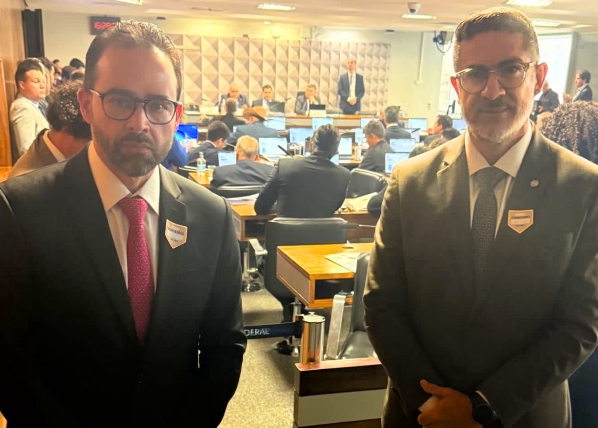 Em defesa das prerrogativas da advocacia, procuradores da OAB acompanham CPMI do INSS