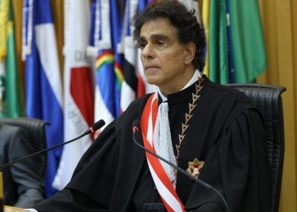 “Não podemos ser ‘coaches’ (...) Nossa remuneração está fora dos limites de contenção”, afirma presidente do TST