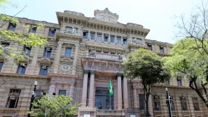 TJ-SP aplica lei mais benéfica a réus condenados por estelionato cometido contra idosos