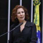 Justiça italiana cobra informações sobre presídios do Brasil em processo de extradição de Carla Zambelli