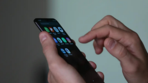 5 coisas que você precisa apagar do celular antes de 2026