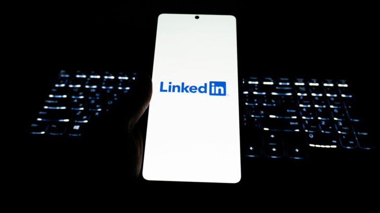 5 prompts de IA para atualizar seu perfil no LinkedIn