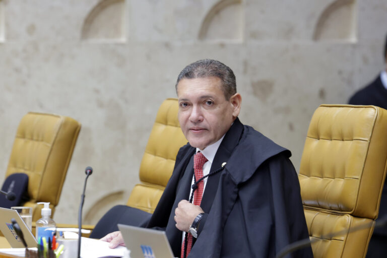 Nunes Marques suspende funcionamento de loterias municipais e bets em todo o país