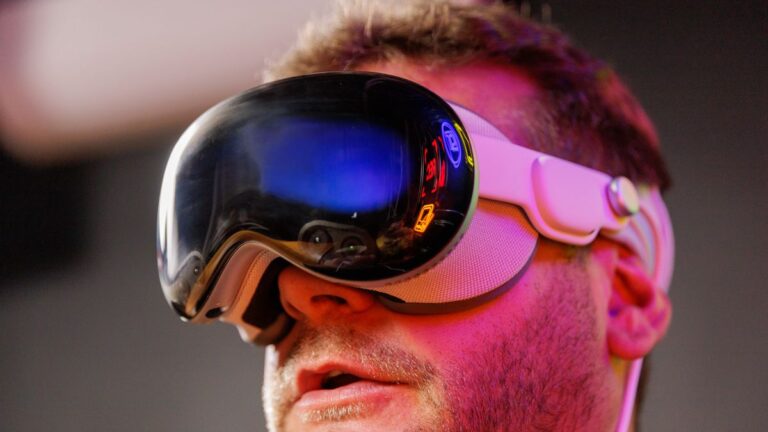 A nova fase dos óculos inteligentes: menos acessório, mais computador