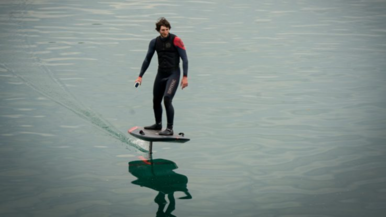 Audi lança prancha voadora que custa tanto quanto sedan A3