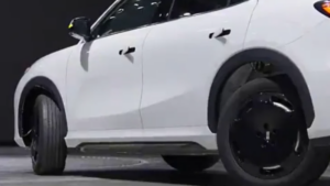 Carro chinês vendido no Brasil agora tem "andar do caranguejo"; veja