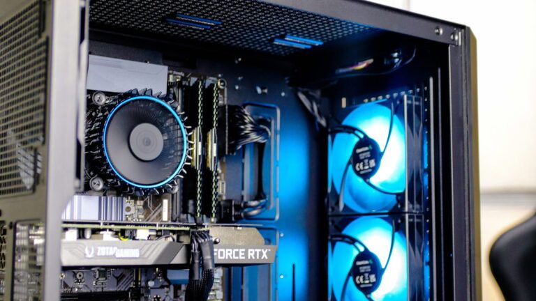 Como montar um PC gamer barato por R$ 3.000 no fim de 2025?