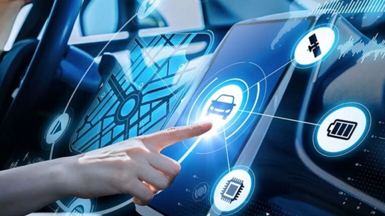 O cérebro digital: o papel do chipset no futuro do carro conectado
