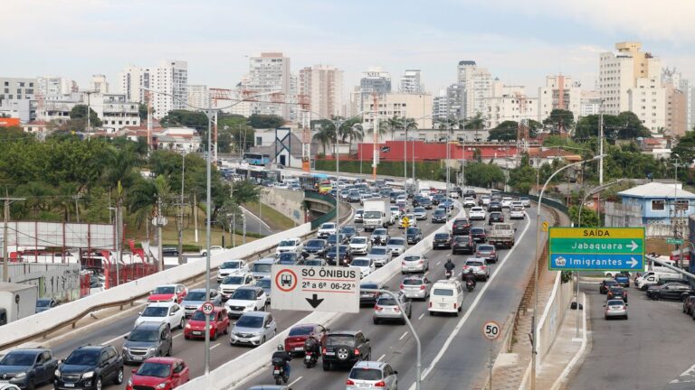 Pagar IPVA à vista em 2026 ainda vale a pena? CT Auto explica