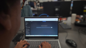 Por que o brasileiro confia tanto na inteligência artificial?