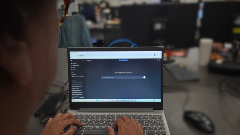 Por que o brasileiro confia tanto na inteligência artificial?