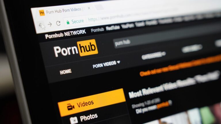 Pornhub alerta para onda de sextorsão após vazamento de dados