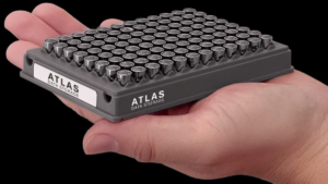 Primeiro armazenamento do mundo baseado em DNA guarda 60 PB em 60" cúbicas