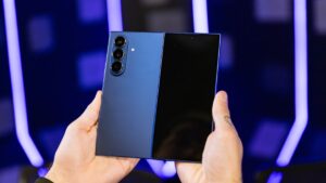 Samsung tem mais uma "carta na manga" para os celulares dobráveis; entenda