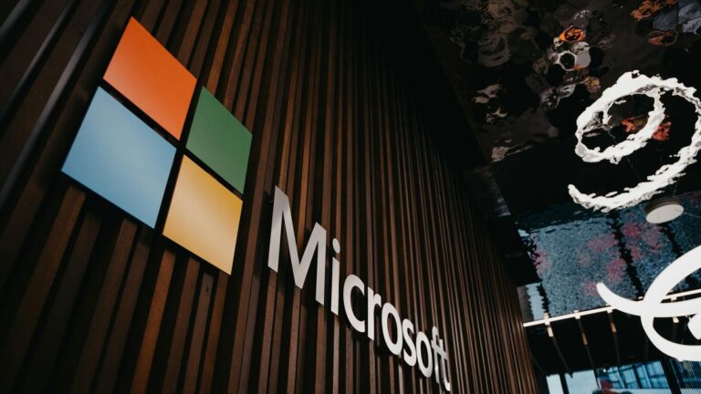 Segurança, saúde e mais: 7 tendências de IA para 2026, de acordo com a Microsoft