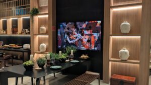 TV TCL com tecnologia QLED e Google TV está com preço incrível no Magalu