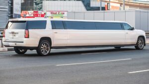 Você sabe como faz para “esticar” uma limusine?