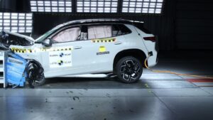 Volkswagen Tiguan chega ao Brasil com "nota 10" em segurança