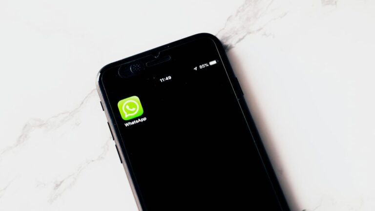 WhatsApp vai deixar você controlar conexão com Apple Watch no celular, diz site