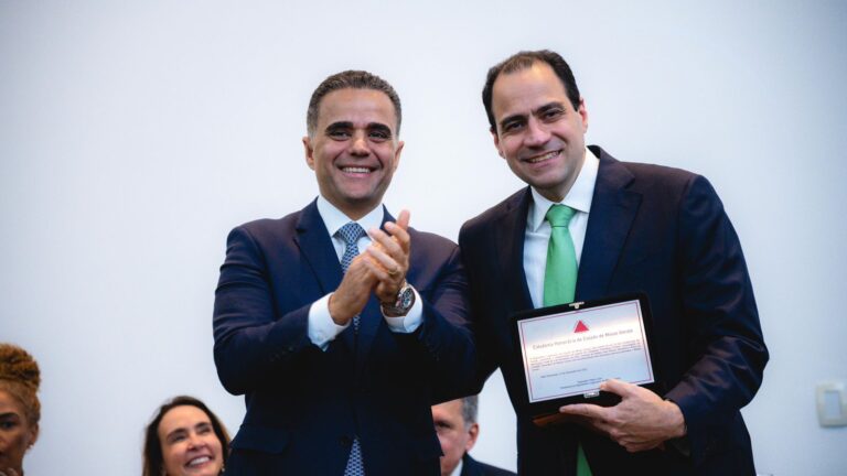 Beto Simonetti recebe Título de Cidadão Honorário de Minas Gerais: “compromisso com a advocacia e defesa da democracia”