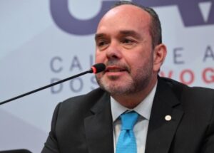 Monitoramento de conversas entre advogados e presos: um precedente incompatível com o Estado Democrático de Direito