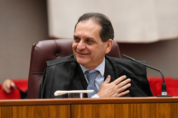 STJ solta condenado ao semiaberto e reafirma direito de recorrer em liberdade