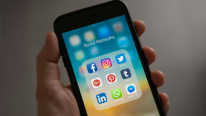 Afinal, o que é a 'lei dos influenciadores digitais'? Entenda o que vai mudar