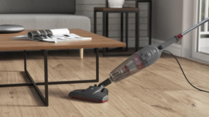 Amazon joga preço de aspirador Electrolux no chão; modelo 2 em 1 com filtro HEPA