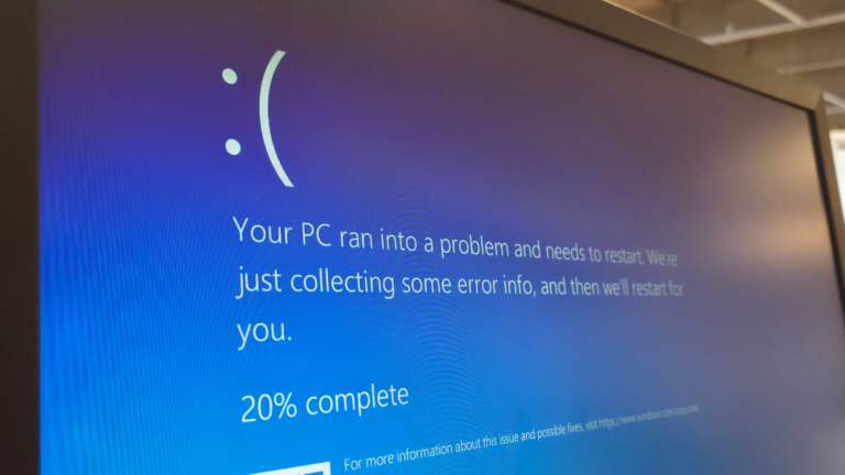 Ataque ClickFix usa tela azul falsa do Windows para espalhar malware