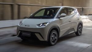 BYD domina lista de elétricos mais vendidos do Brasil em 2025