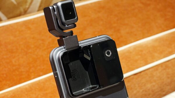 Celular com câmera robótica já tem data de lançamento confirmada; veja imagens