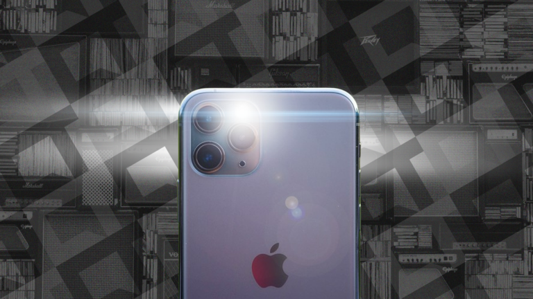 Como usar o flash do celular para tirar fotos incríveis com estilo retrô