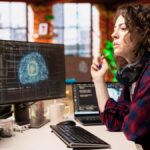 Inteligência artificial redesenha o mercado e impulsiona novas carreiras