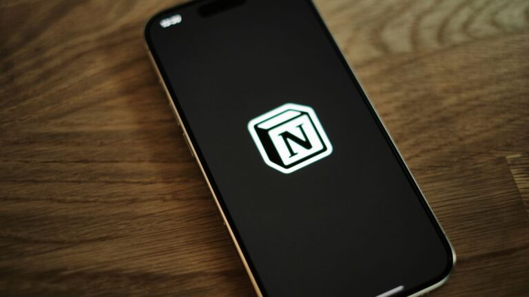 O que é Notion AI? Entenda como funciona o chatbot do app