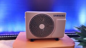 Samsung joga preço de ar-condicionado sem vento de 18.000 no chão; veja parcelas