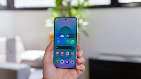 Samsung vazou recurso que afasta "curiosos" do Galaxy S26; entenda