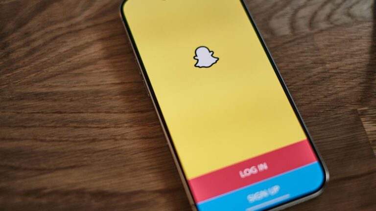 Snapchat entra na trend e revive filtros de 2016; veja como usar