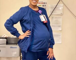 Empresa é condenada a indenizar enfermeira que teve contrato cancelado por informar gravidez