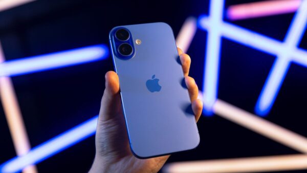 iPhone 16 foi o celular mais vendido de 2025; Apple e Samsung dominam