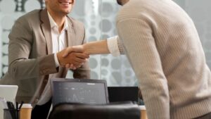 Trabalhador autônomo com clientes próprios afasta vínculo empregatício, entende TRT-2