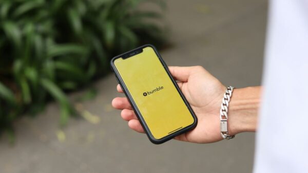 Bumble vai usar IA para sugerir melhorias no seu perfil