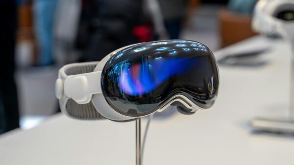 Apple planeja novas categorias de produtos baseados em IA, diz Tim Cook